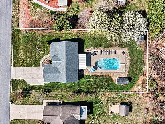 5th image of 238 Wittenburg Springs Dr