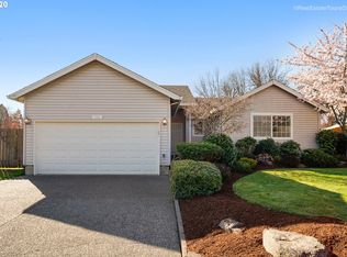 730 SE Logan Ln, Dundee, OR