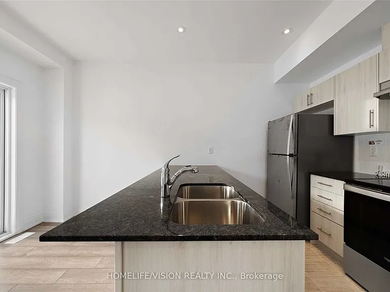 153 Gateland Dr — Photo 9