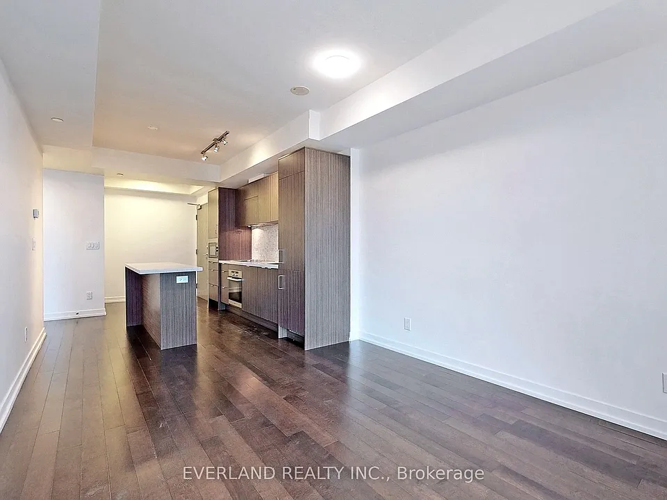 21 Widmer St #1507