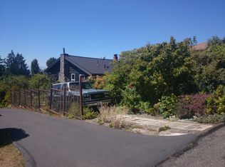 12245 9th Ave NW, Seattle, WA 98177