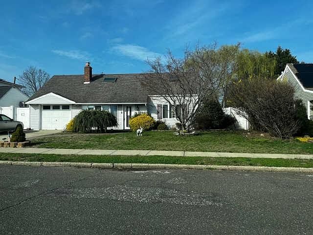 1st image of 35 Berkshire Rd