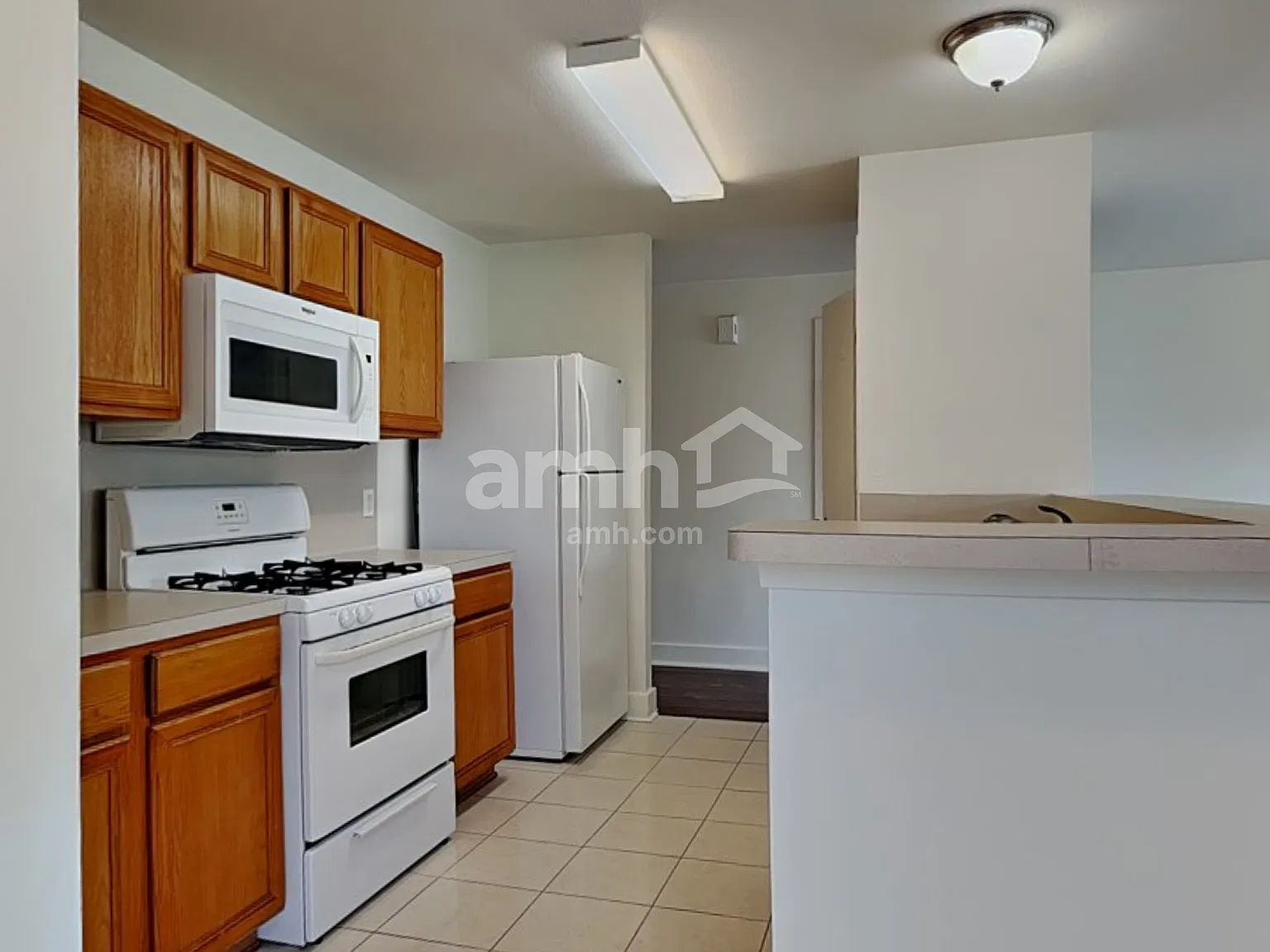 3 bed, 2.0 bath, 1414 sqft, $1,755 — Photo 4