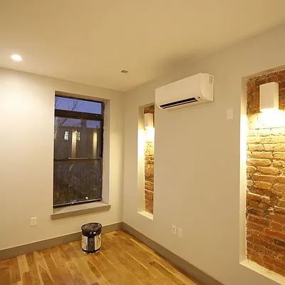 Rented by Nooklyn NYC LLC | media 35
