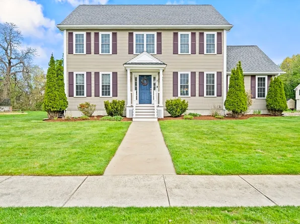 2 Oconnor Ln, Woburn, MA 01801