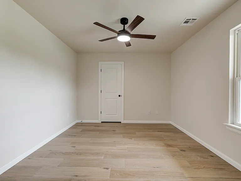 3265 Prairie View Trl — Photo 35