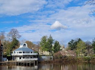 7539 Chrisland Cv, Falls Church, VA 22042