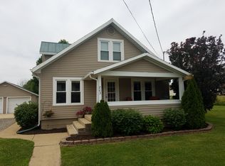 203 S Wall St, Teutopolis, IL 62467