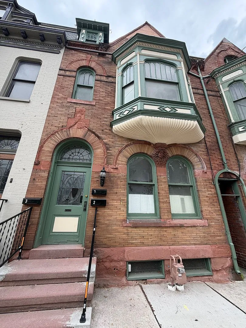 110 Beaver St — Photo 1