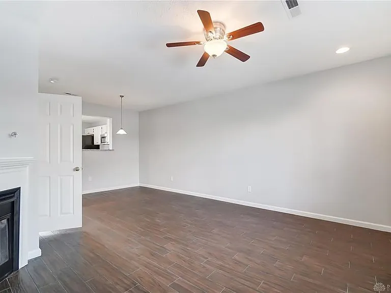 2436 Tarpon Bay Dr — Photo 9