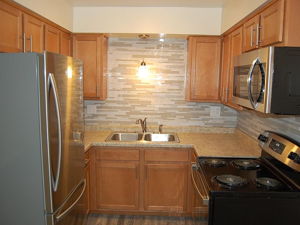 1st image of 7232 Randolph St #308