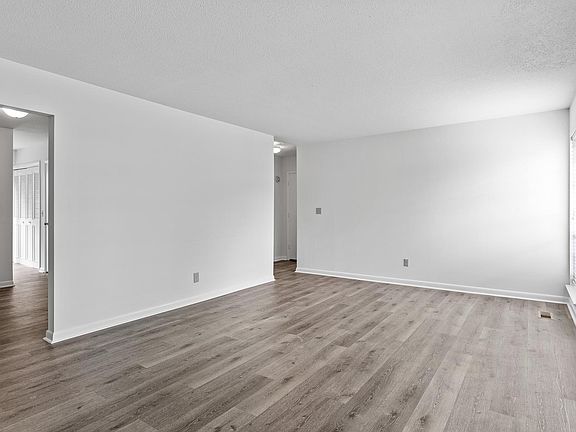 3rd image of 3414 Betty Ln #3414