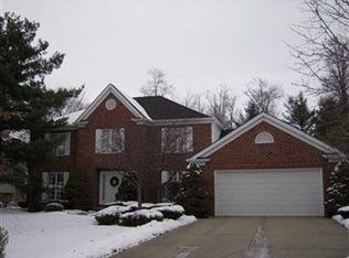 20266 Beechwood Ln, Strongsville, OH