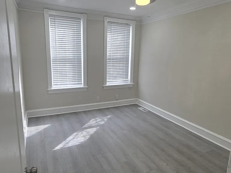 714 N 7th St — Photo 15