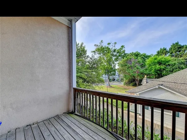 1053 Emory Parc Pl, Decatur, GA 30033