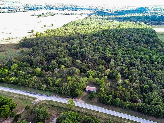 3rd image of 4940 Highway 82 N