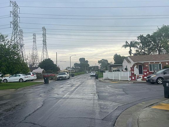 4th image of 8447 Artson St