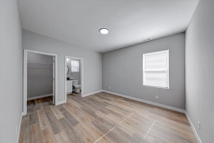 2751 Guilford Ave #B — Photo 25