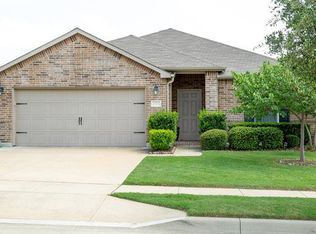 2424 Canchim St, Fort Worth, TX 76131
