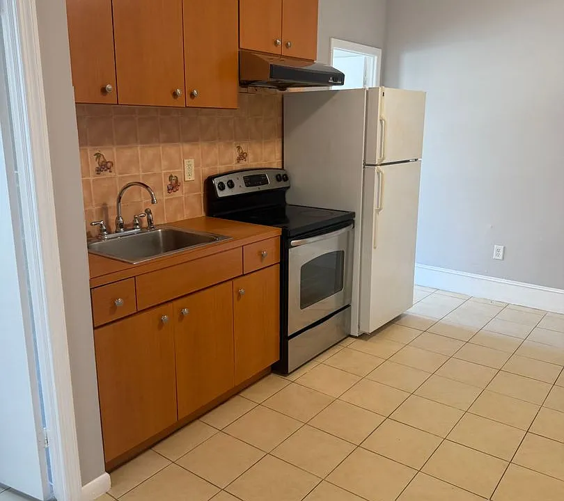 2628 Atlantic Ave #405
