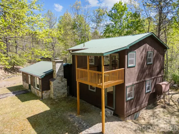 78 Bird Creek Estates Rd, Black Mountain, NC 28711