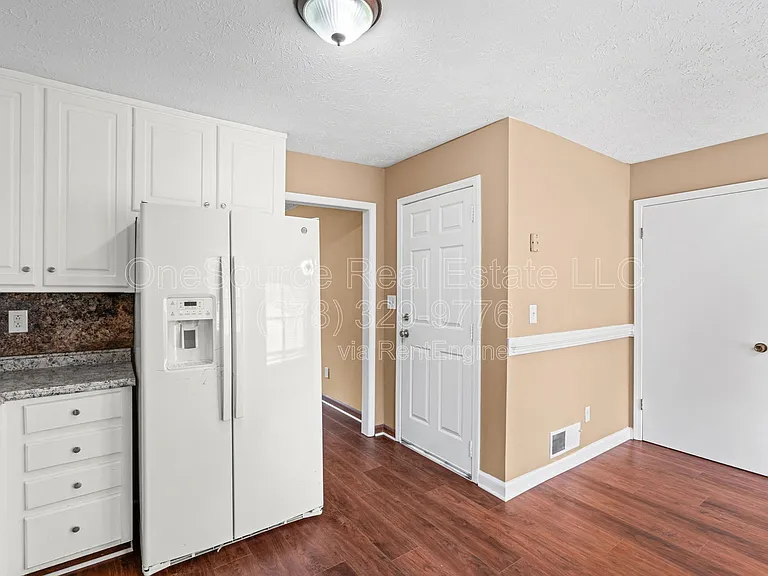 1321 Timbercrest Dr — Photo 15