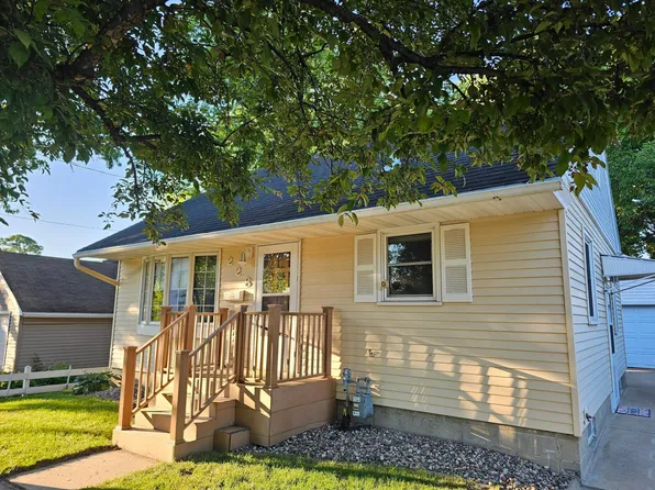 228 10 1/4 St SE, Rochester, MN 55904
