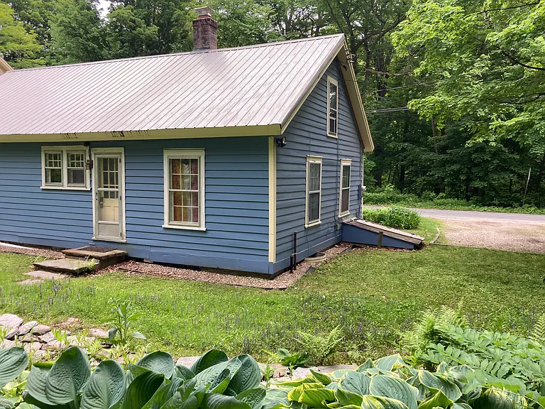 99 Bardwells Ferry Rd — Photo 4