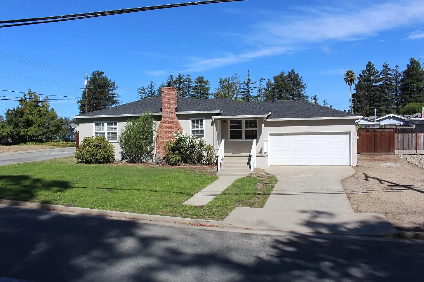232 Bayona Dr photo 1