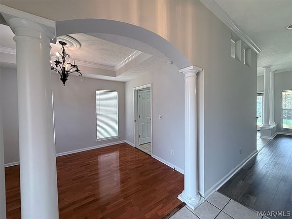 4th image of 9624 Greythorne Way