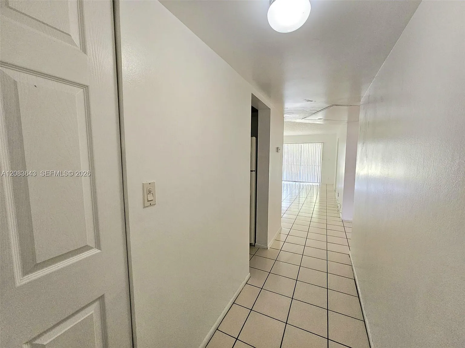 Versailles Gardens Condo — Photo 2