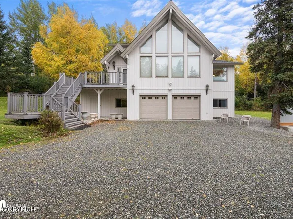 6400 Woodmont Dr, Anchorage, AK 99516