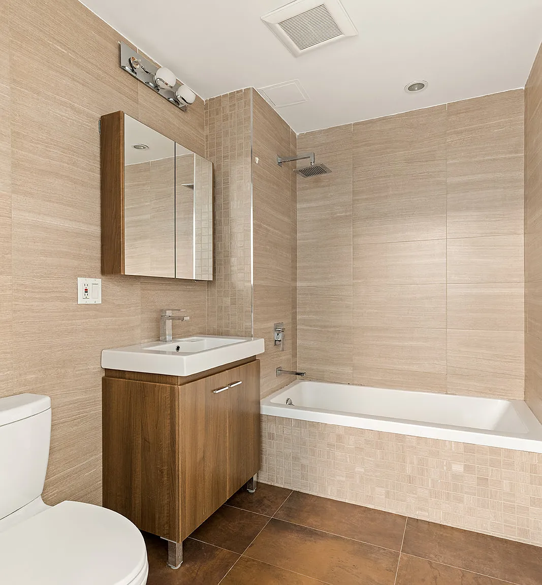 531 Vanderbilt Avenue — Photo 4
