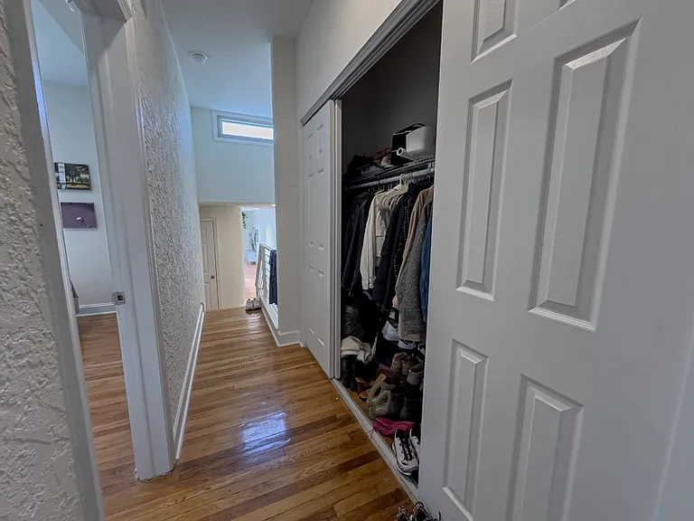 1934 Green St #3 — Photo 17