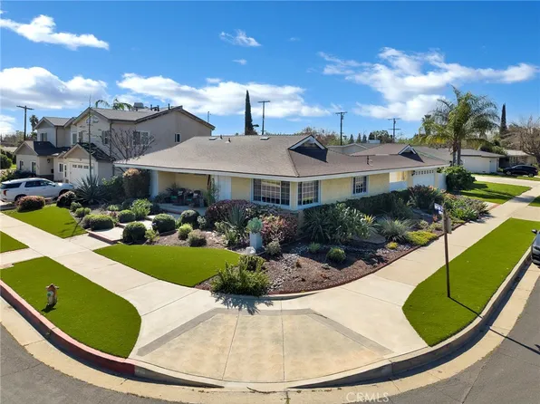 23040 Burton St, Canoga Park, CA 91304