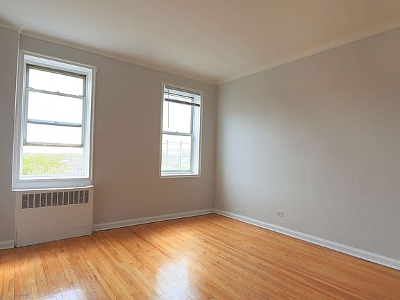 3rd image of 2566 Ocean Ave APT F8