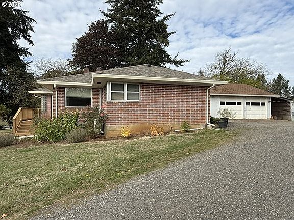 3rd image of 37675 SE Hudson Rd