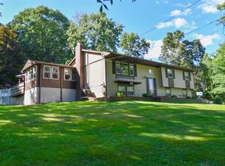 91 Old Mill Rd, Wallkill, NY 12589