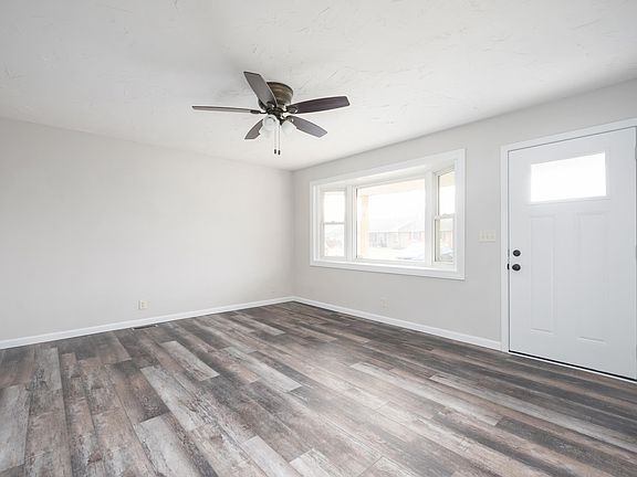 3rd image of 3008 W Kepner Dr