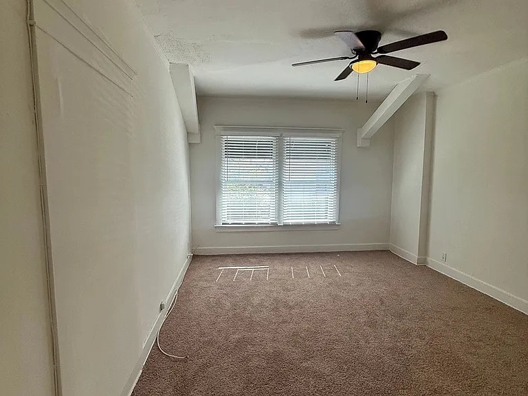 2805-2813A S Vermont Ave #2809-4 — Photo 3