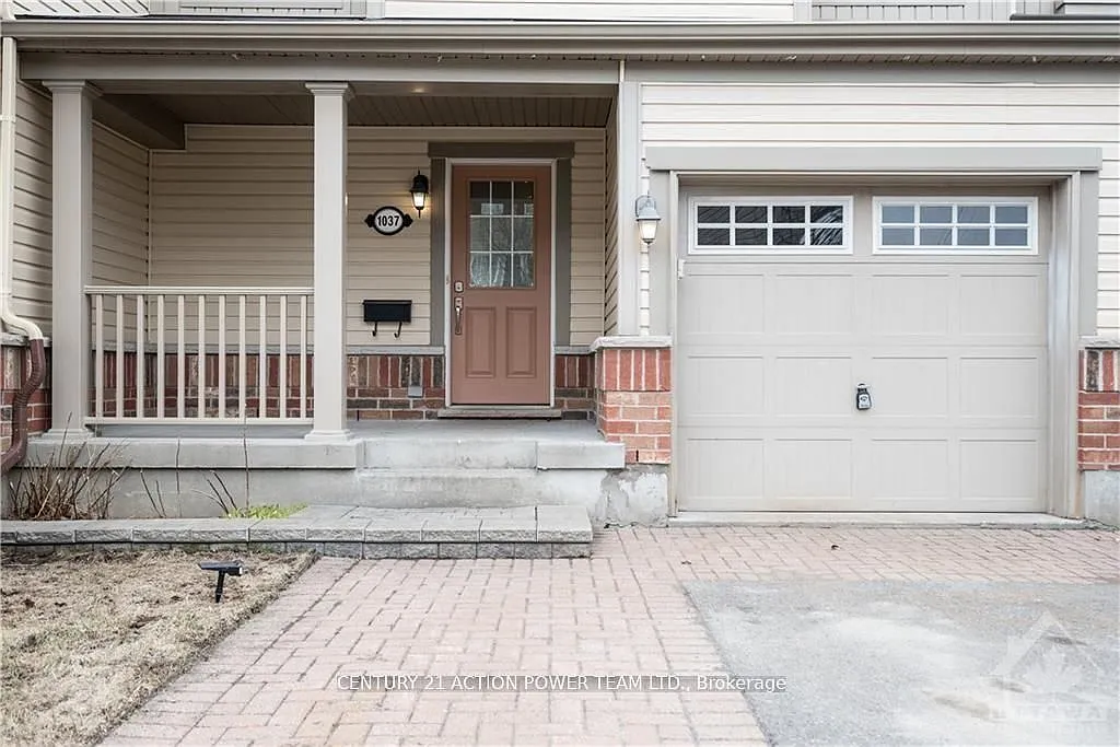 3 bed, $2,500 — Photo 2