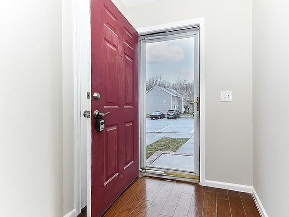 3rd image of 1017 Glendale Dr APT 3