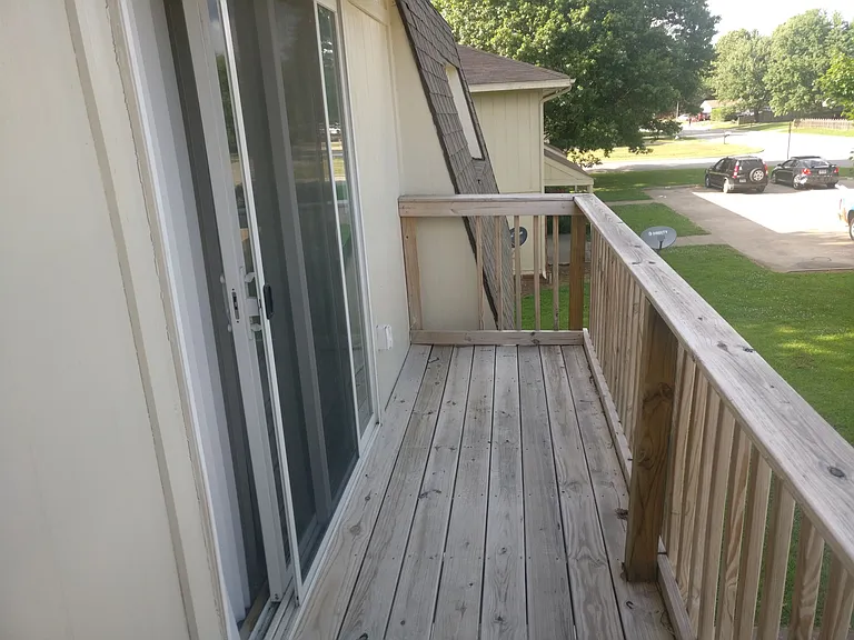 687 N Betty Jo Dr — Photo 8