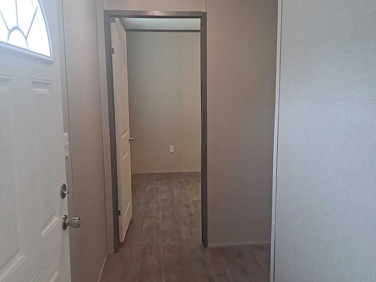 30 Ellis Ave #5 — Photo 10