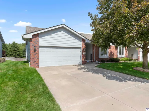 13318 Hillsborough Dr, Omaha, NE 68164