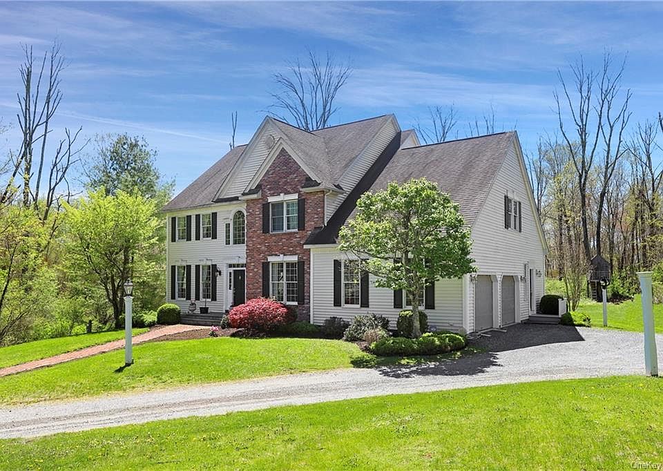 1st image of 119 Mahopac Ave