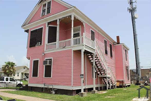 1st image of 3401 Winnie St #A
