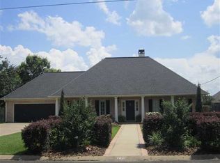 7621 Rosewood Dr, Lumberton, TX 77657