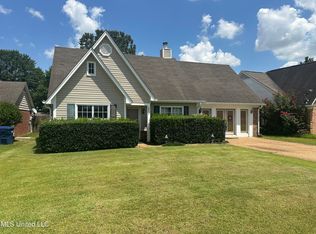 5822 Waverly Dr, Horn Lake, MS 38637
