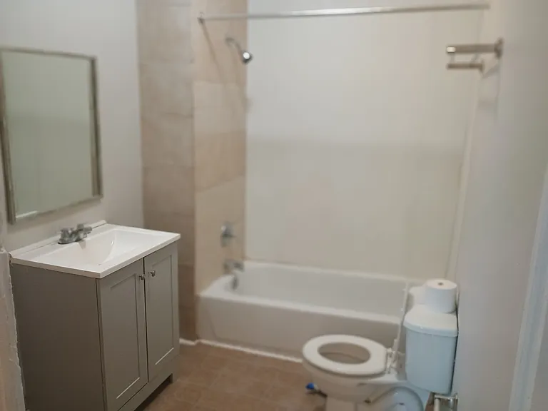 27 Ivy St — Photo 17